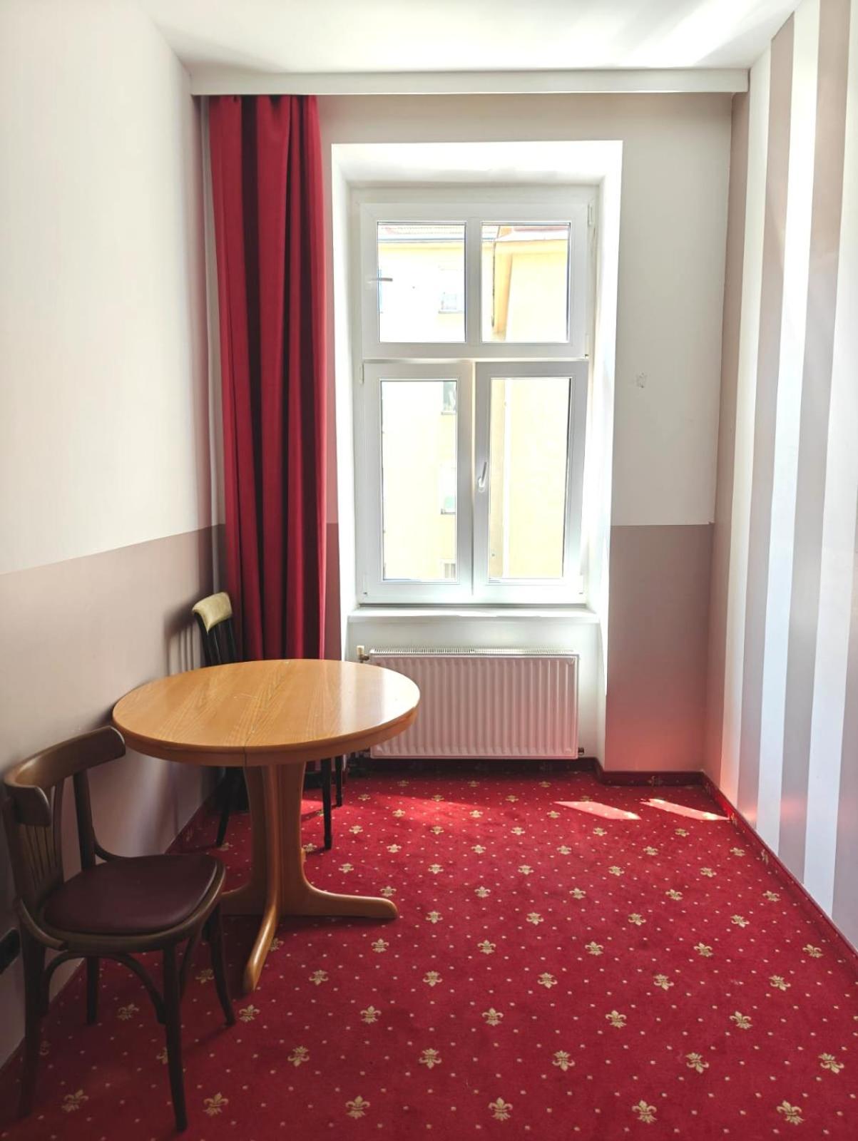 Hotel Viktoria Vienna Esterno foto