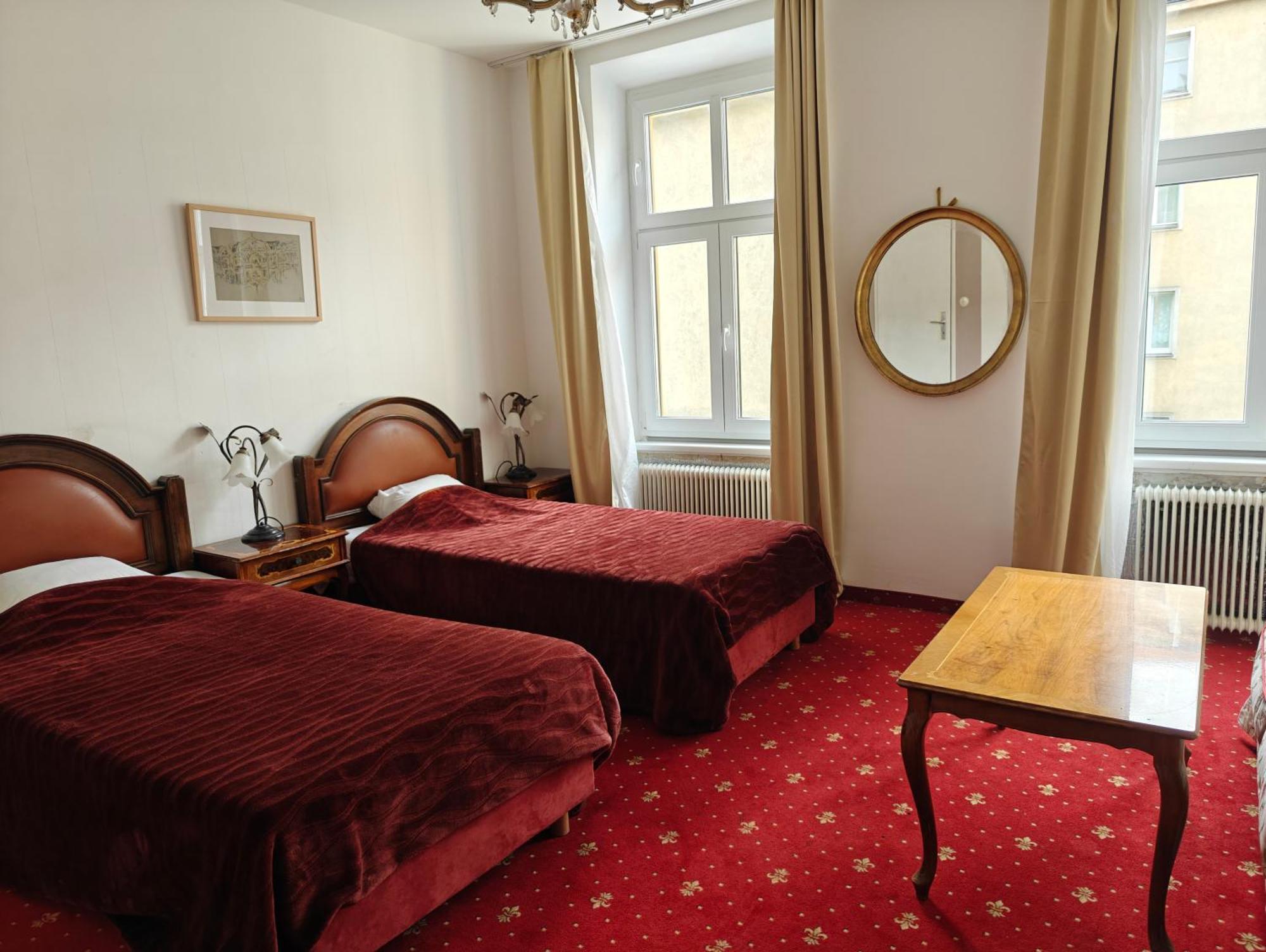Hotel Viktoria Vienna Esterno foto